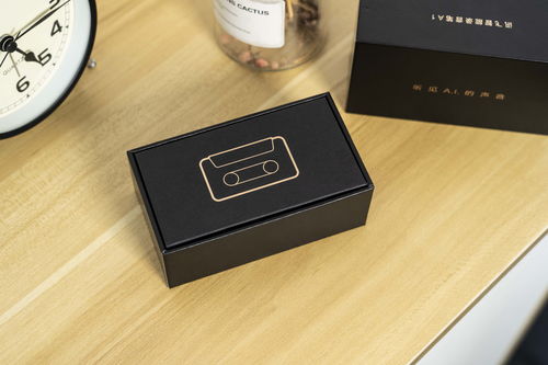 訊飛智能錄音筆a1圖賞 復(fù)古磁帶造型,支持10個語種轉(zhuǎn)寫